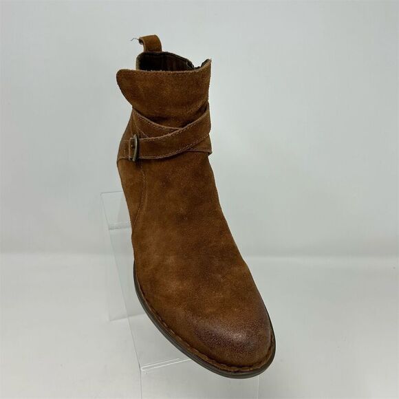 Born Women's Faywood Brown Ankle Bootie Size 9M Distressed Suede Buckle Detail - Picture 3 of 15